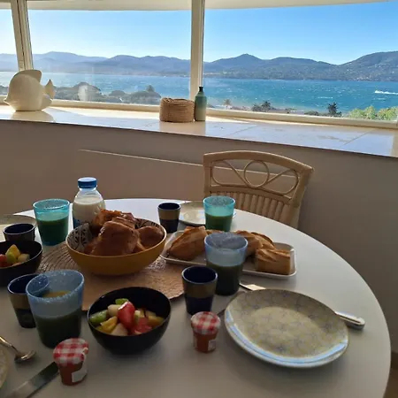 Appartement Standing, Vue Golfe Avec Parking Gratuit *