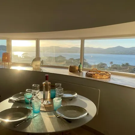 Διαμέρισμα Standing, Vue Golfe Avec Parking Gratuit