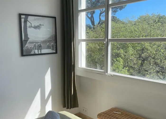 Апартаменти Standing, Vue Golfe Avec Parking Gratuit *