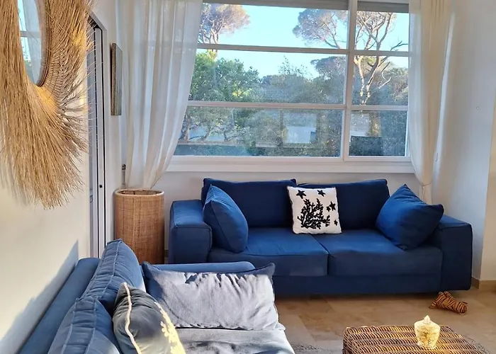 Standing, Vue Golfe Avec Parking Gratuit Сен-Тропе